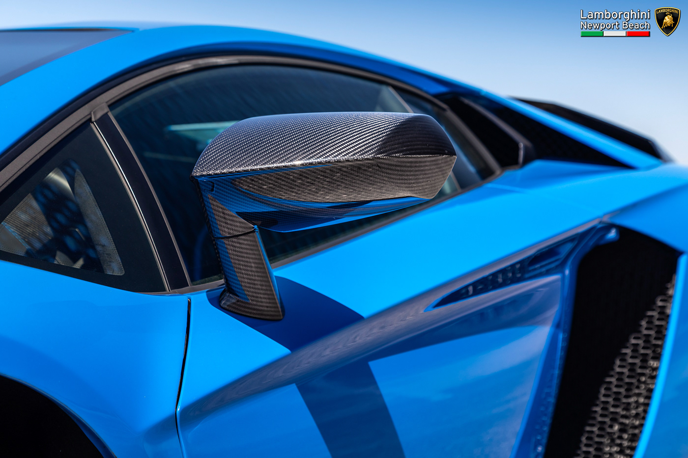 automobile，Lamborghini，Luxury car，Sports car，