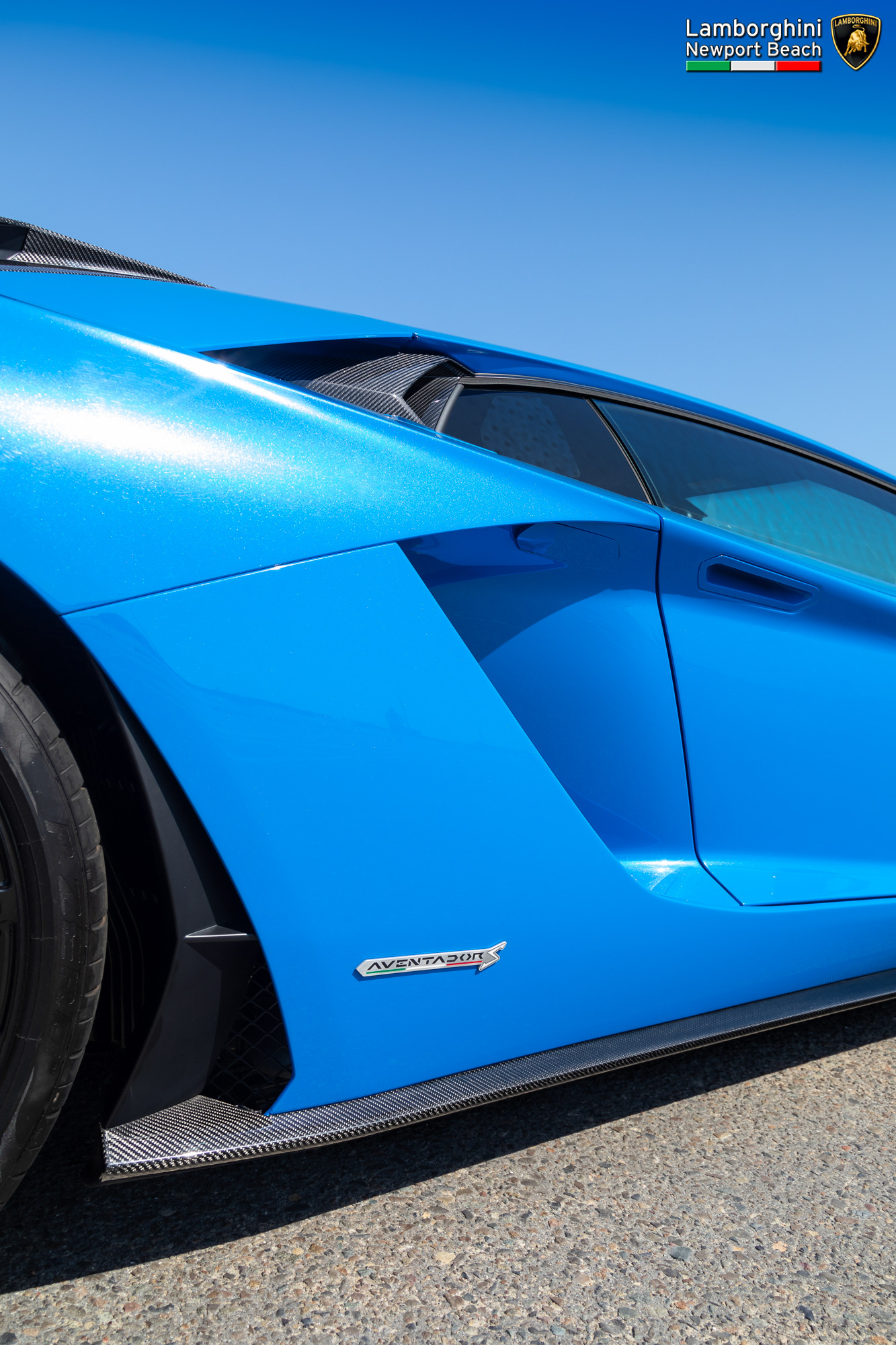 automobile，Lamborghini，Luxury car，Sports car，