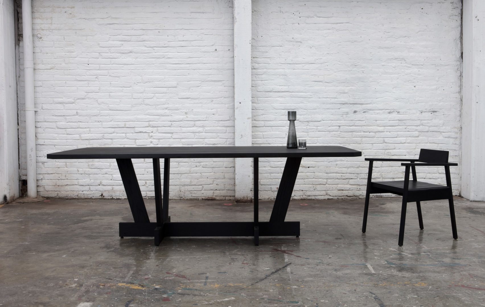 product design，industrial design，Red oak，black，table，chair，bookshelf，