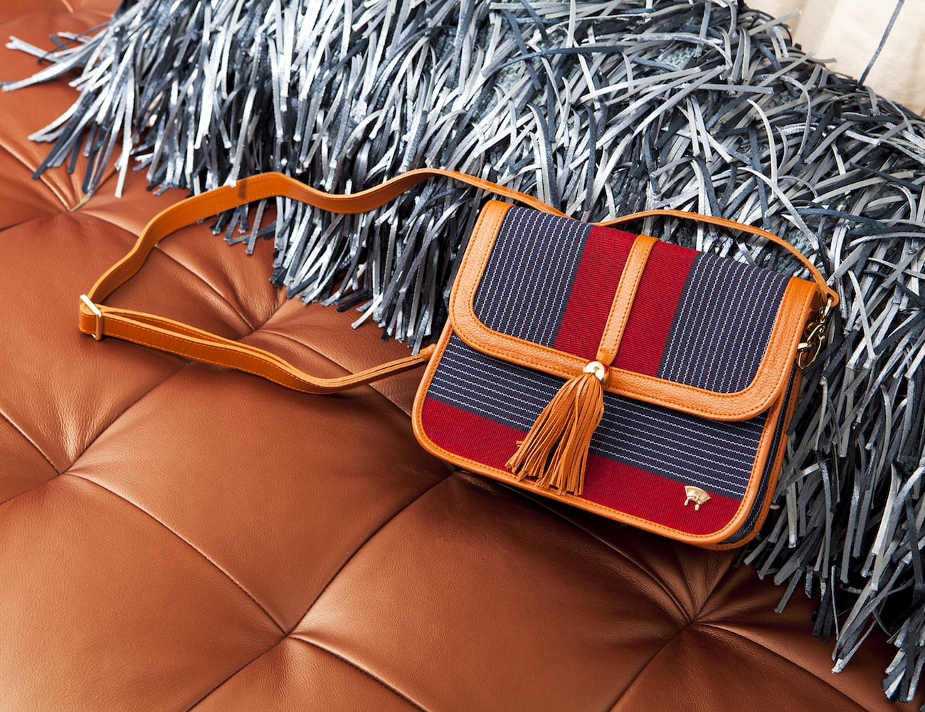 luxury goods，Handbag，Leatherwear，workmanship，