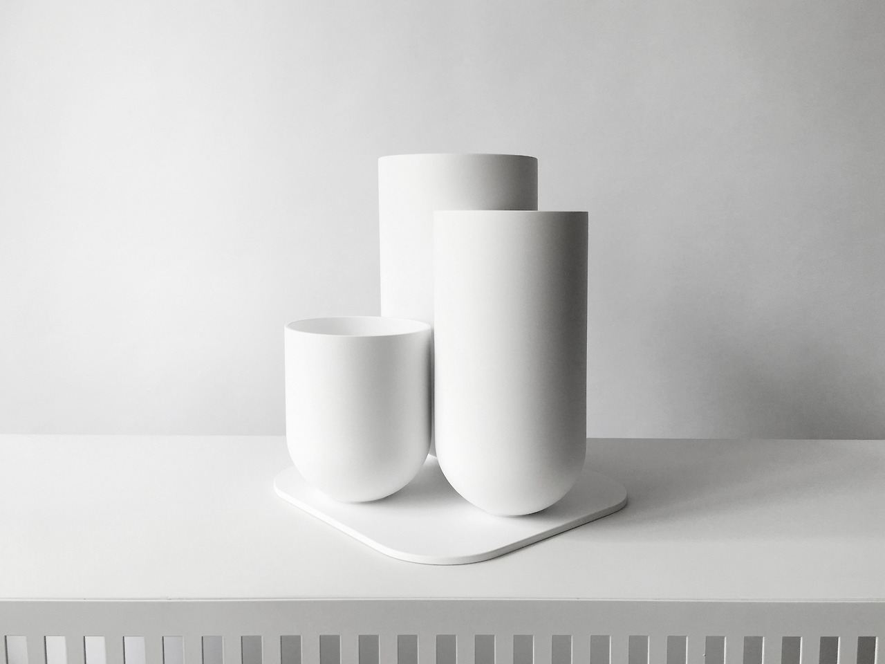 vase，modern stylish，Cylindrical minimalism，vase，Industrial style，tea table，furniture，stool，lamps and lanterns，black and white，Minimalist，cylinder，