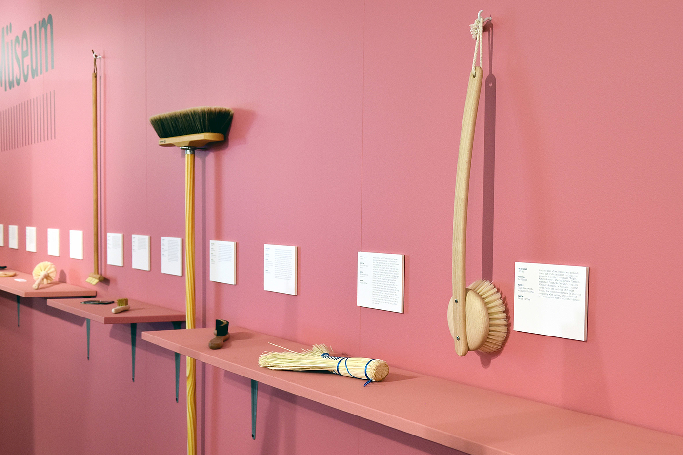 brush，Pink，exhibition，