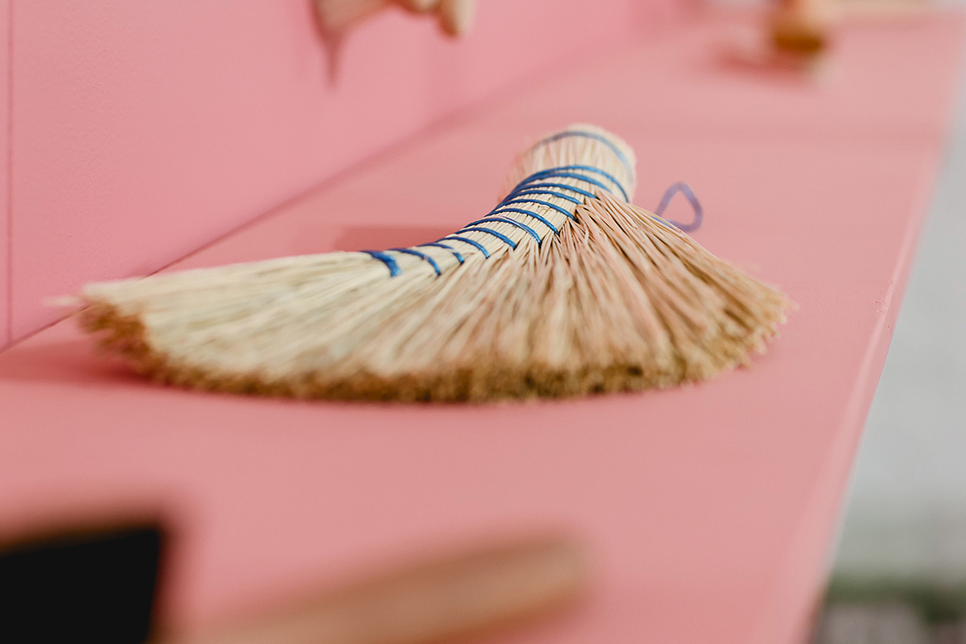 brush，Pink，exhibition，
