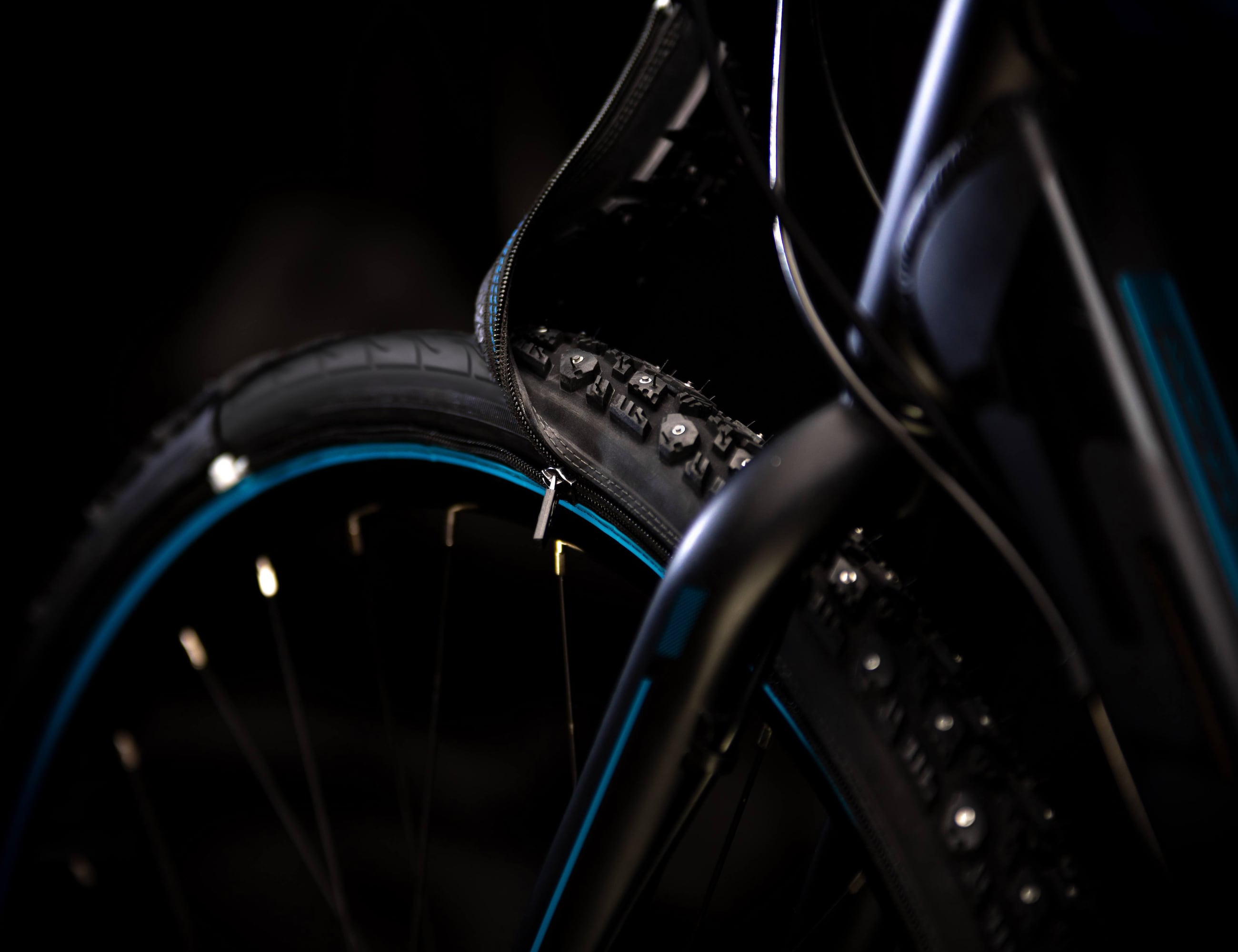 rubber，Bicycle，cross-country，outdoors，motion，tyre，