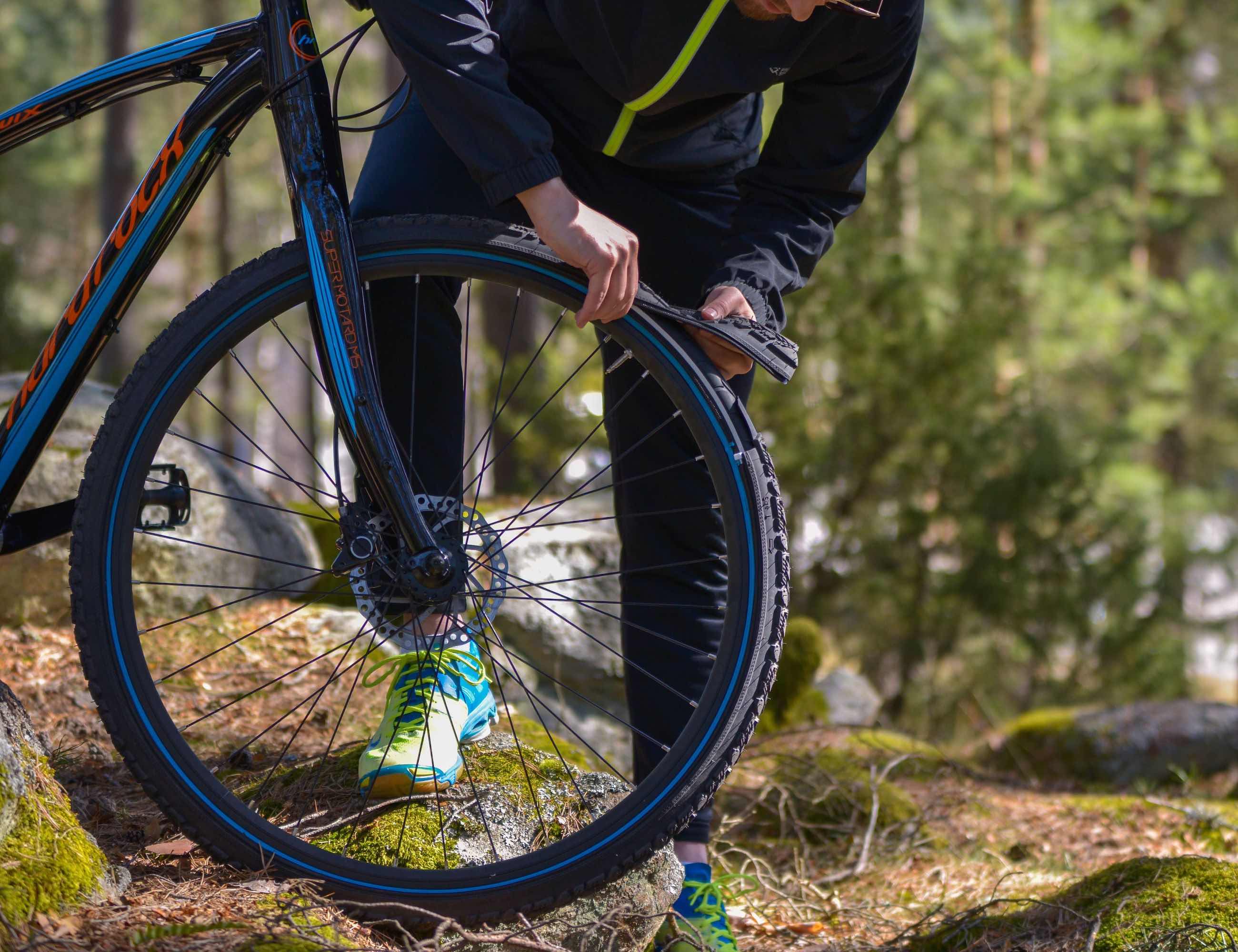 rubber，Bicycle，cross-country，outdoors，motion，tyre，