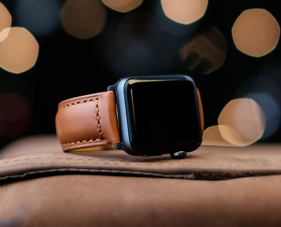 Four series，Wristbands，Apple，