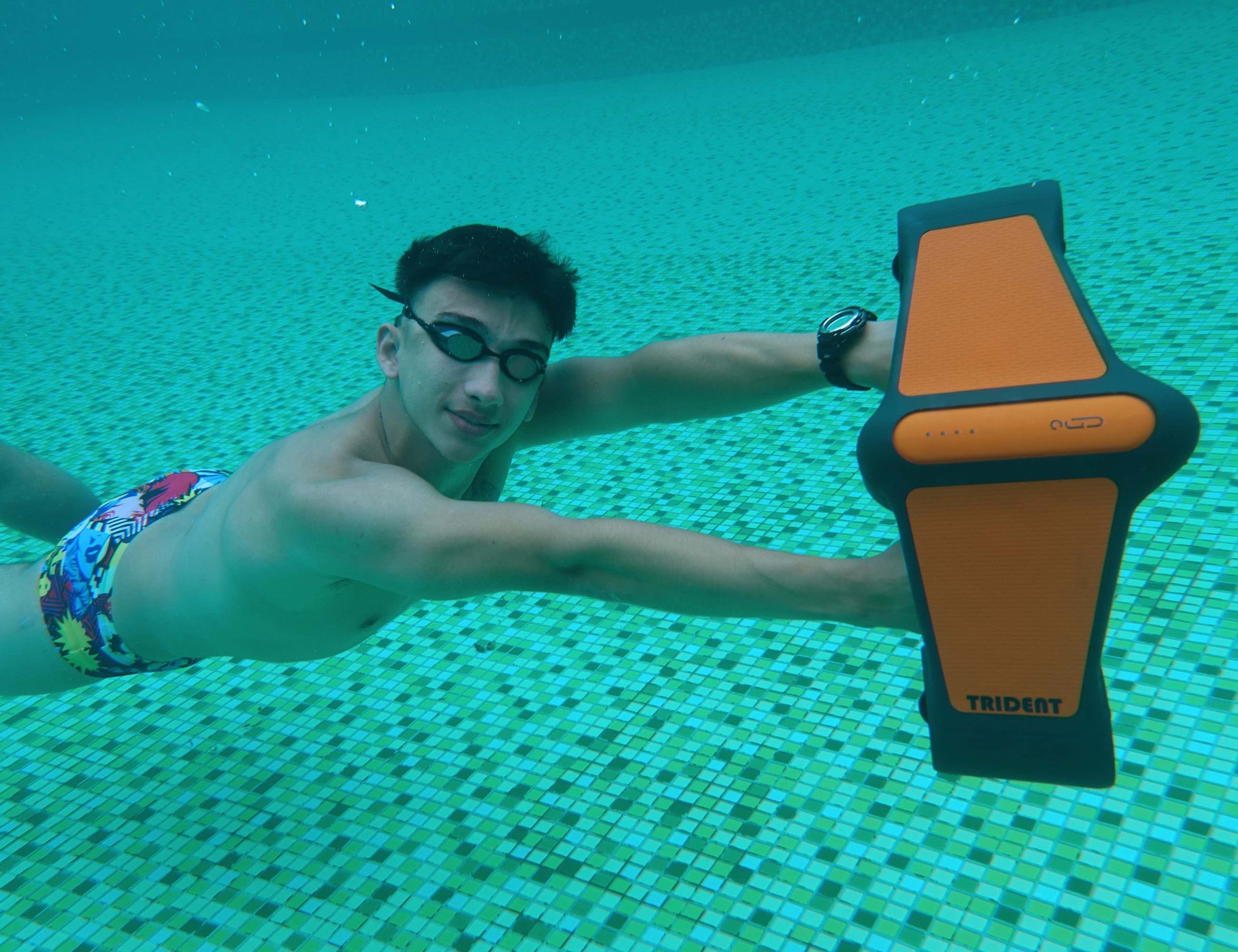 Automatic design，Underwater scooter，trident，