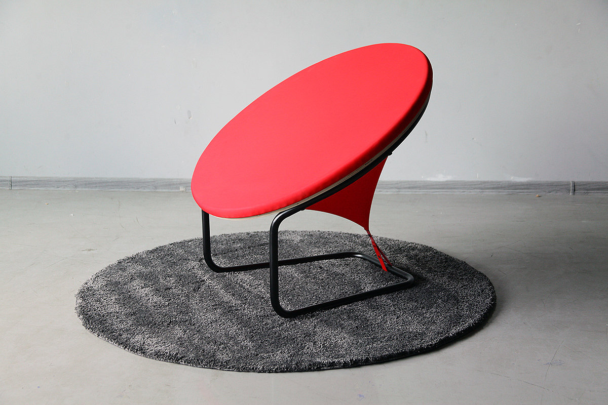 Low saturation，Advanced grey，geometry，line，geometry，Resin and wood，Red dot award，gules，Brain hole design，Simplicity，fashion，chair，Seat design，