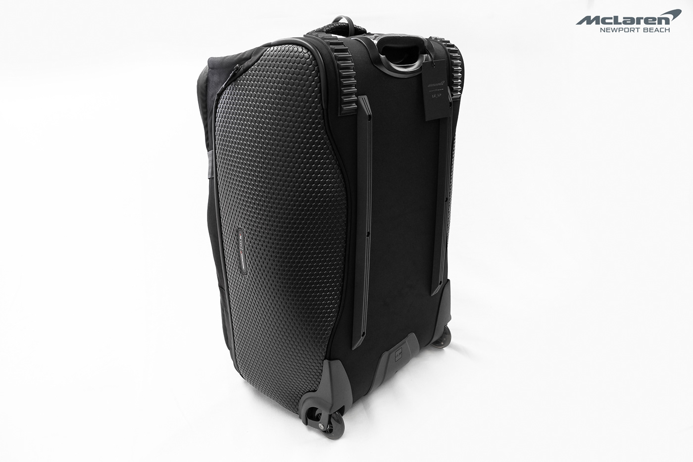 suitcase，knapsack，trunk，black，Lat_56，mclaren，Daniel Gonzalez，