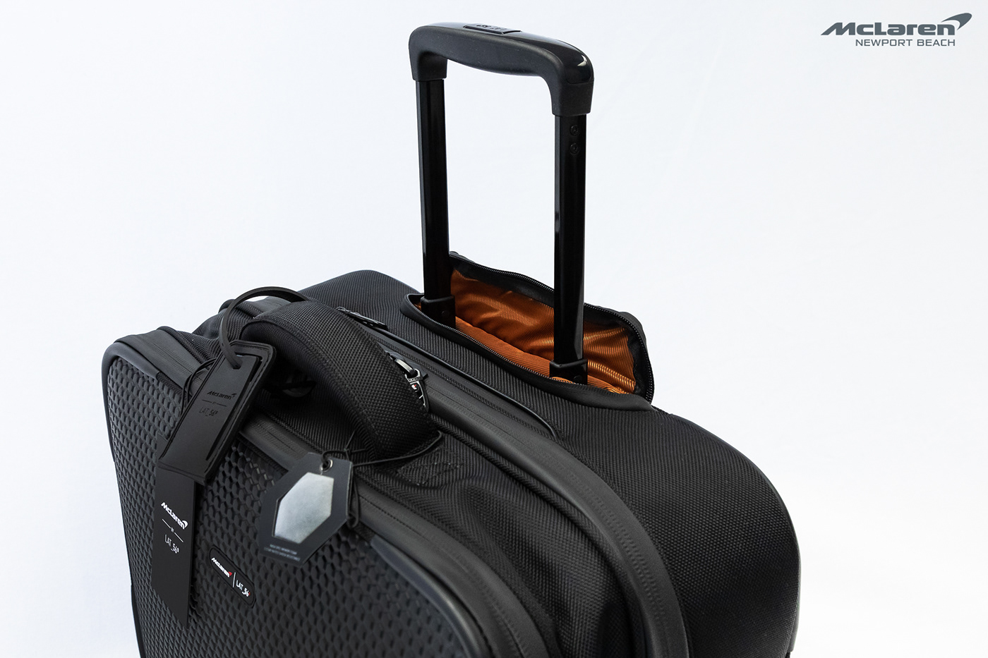 suitcase，knapsack，trunk，black，Lat_56，mclaren，Daniel Gonzalez，