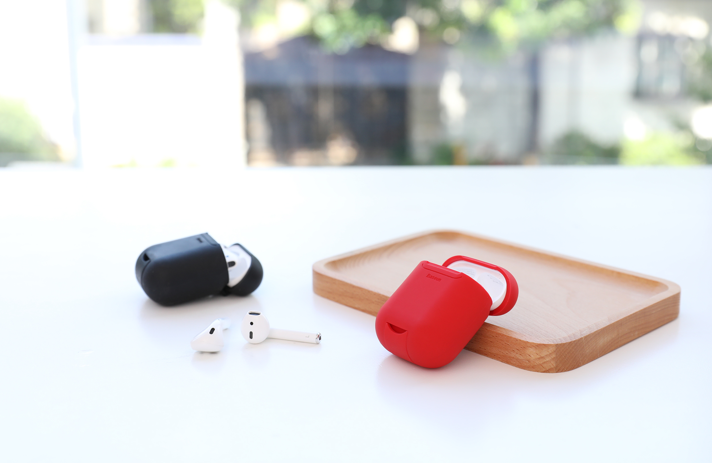 airpods，Wireless charging，Simplicity，smart cover，