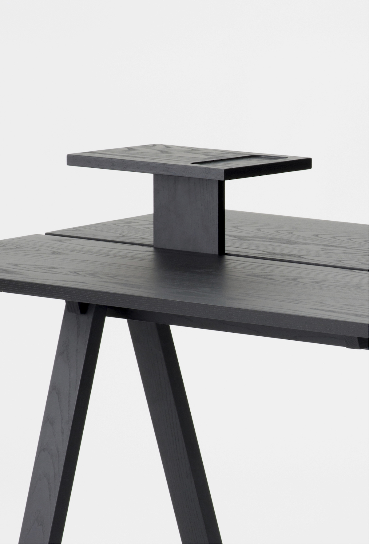 woodiness，furniture design ，Ariake Collection，