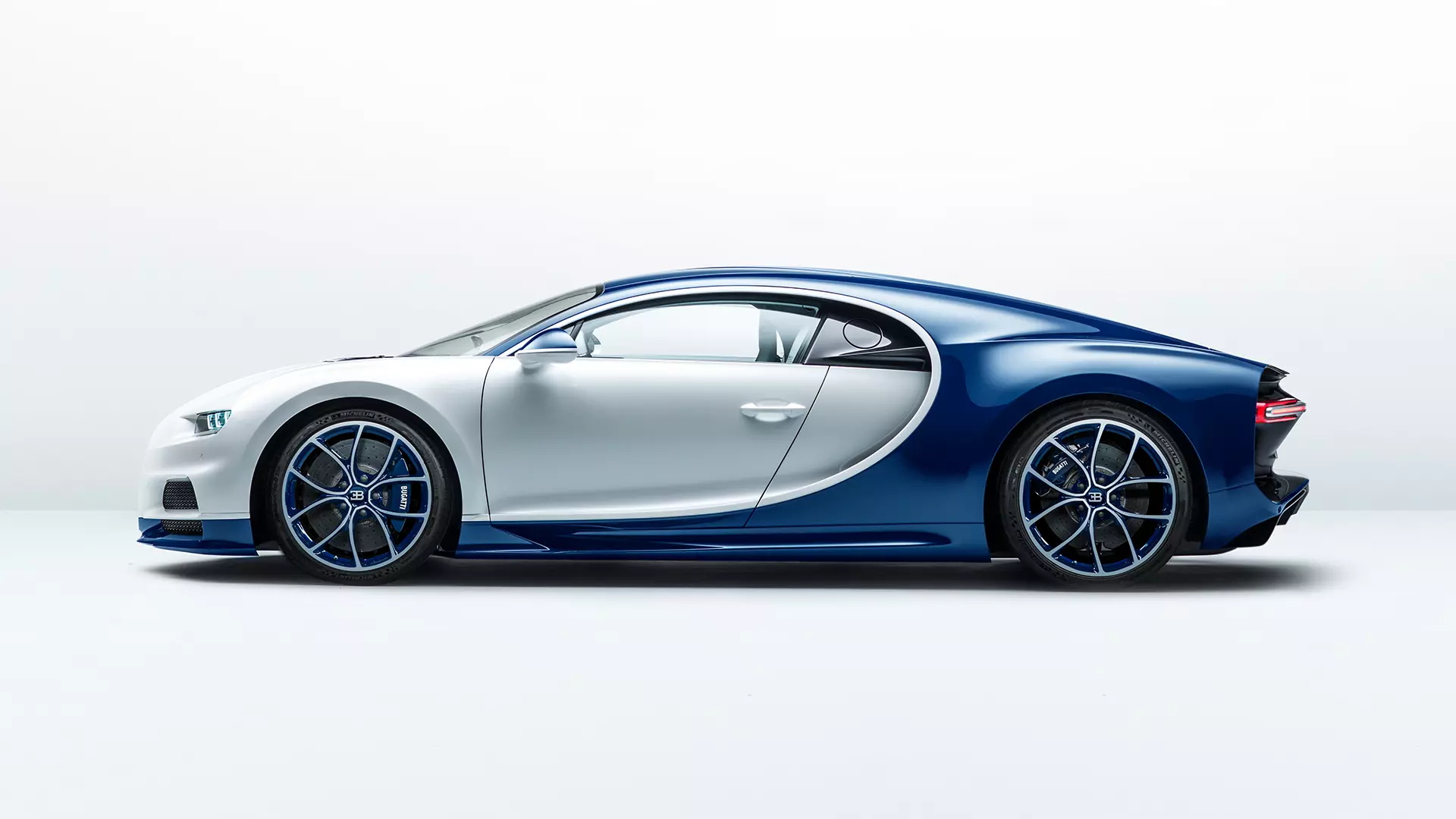 Sports car，Automobile design，bugatti，