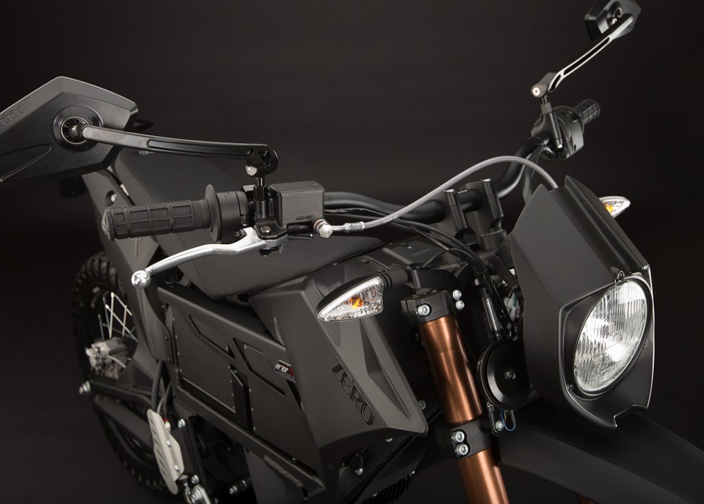 black，motorcycle，zero，