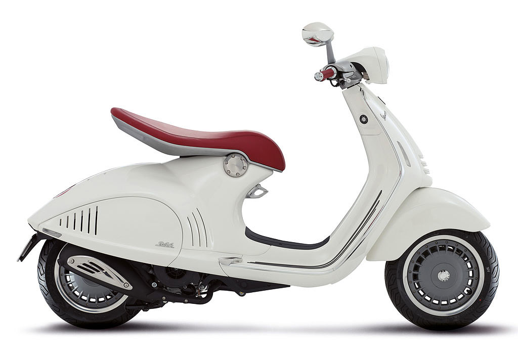 product design，industrial design，black，White red，motorcycle，