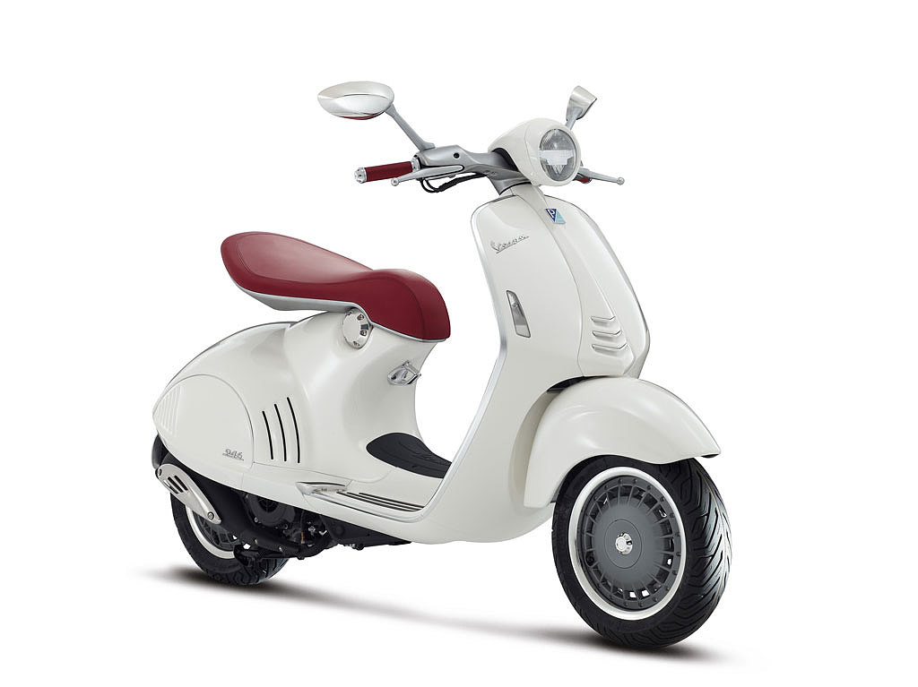 product design，industrial design，black，White red，motorcycle，