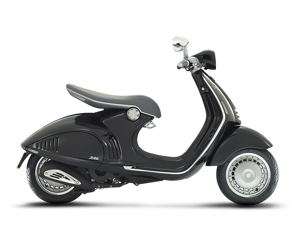 product design，industrial design，black，White red，motorcycle，