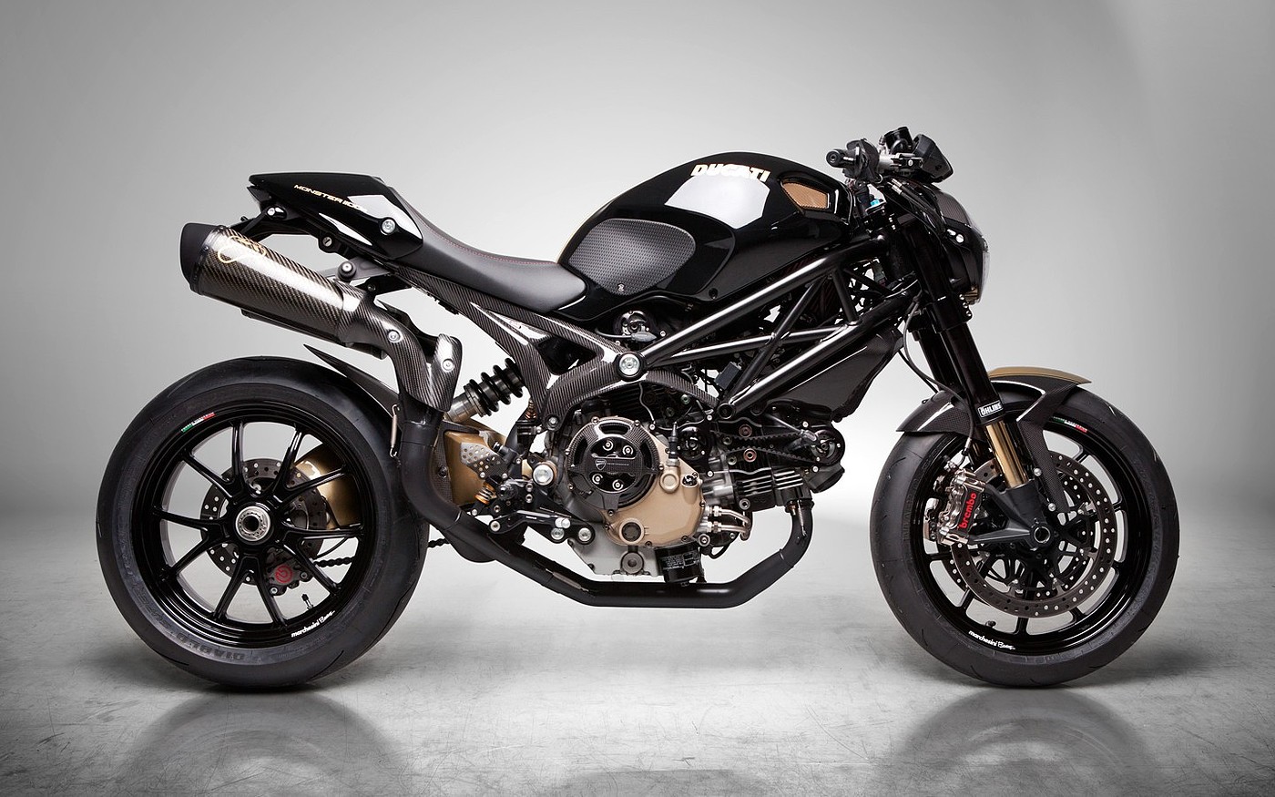 refit，black，traffic，motorcycle，customized，