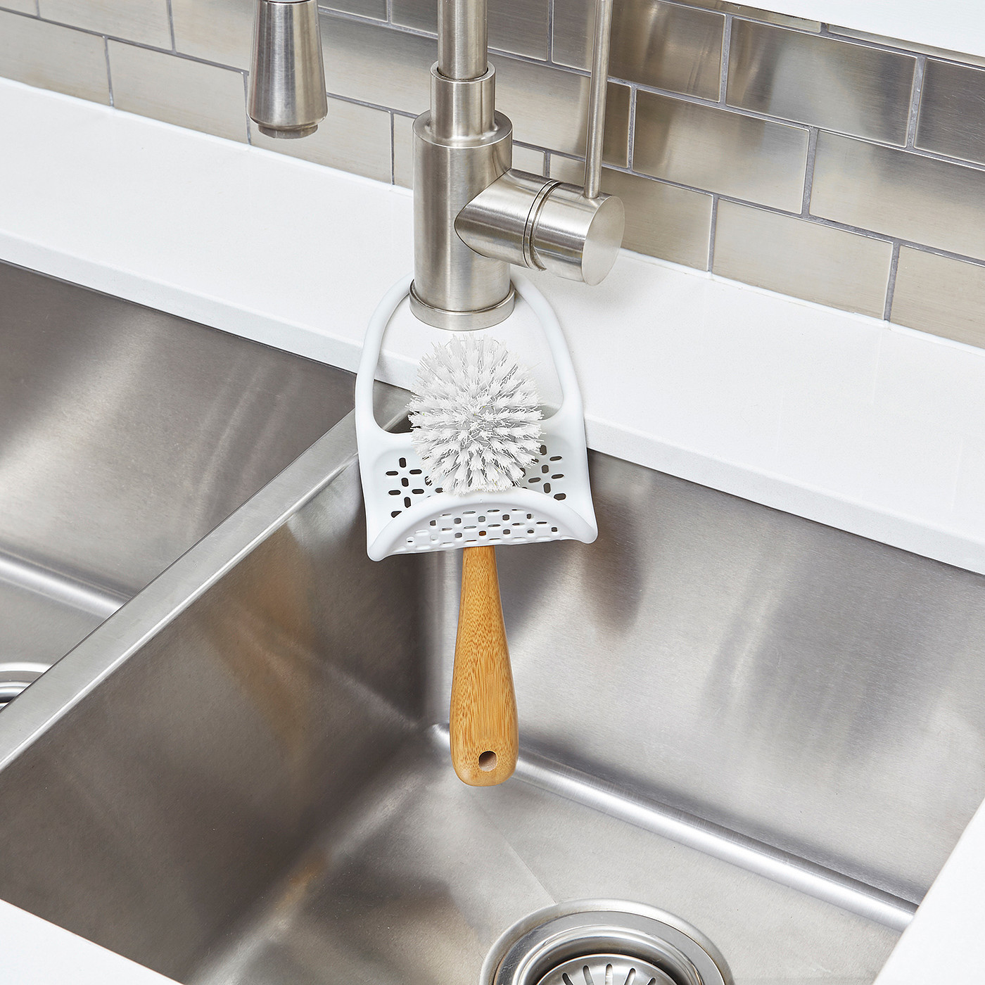 originality，a hook，pool，kitchen，