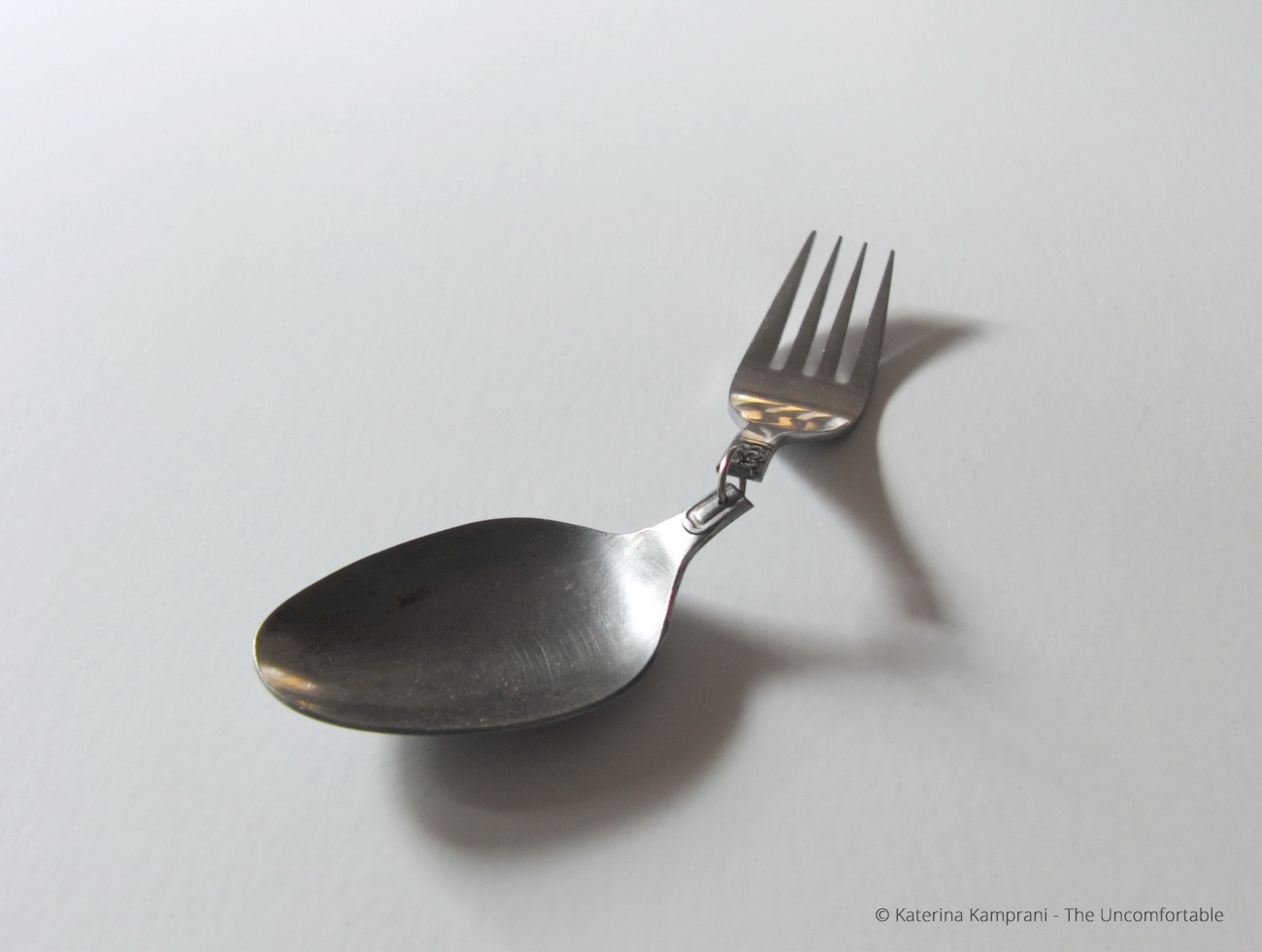 Product display，inconvenient，uncomfortable，Wrong design，uncomfortable，