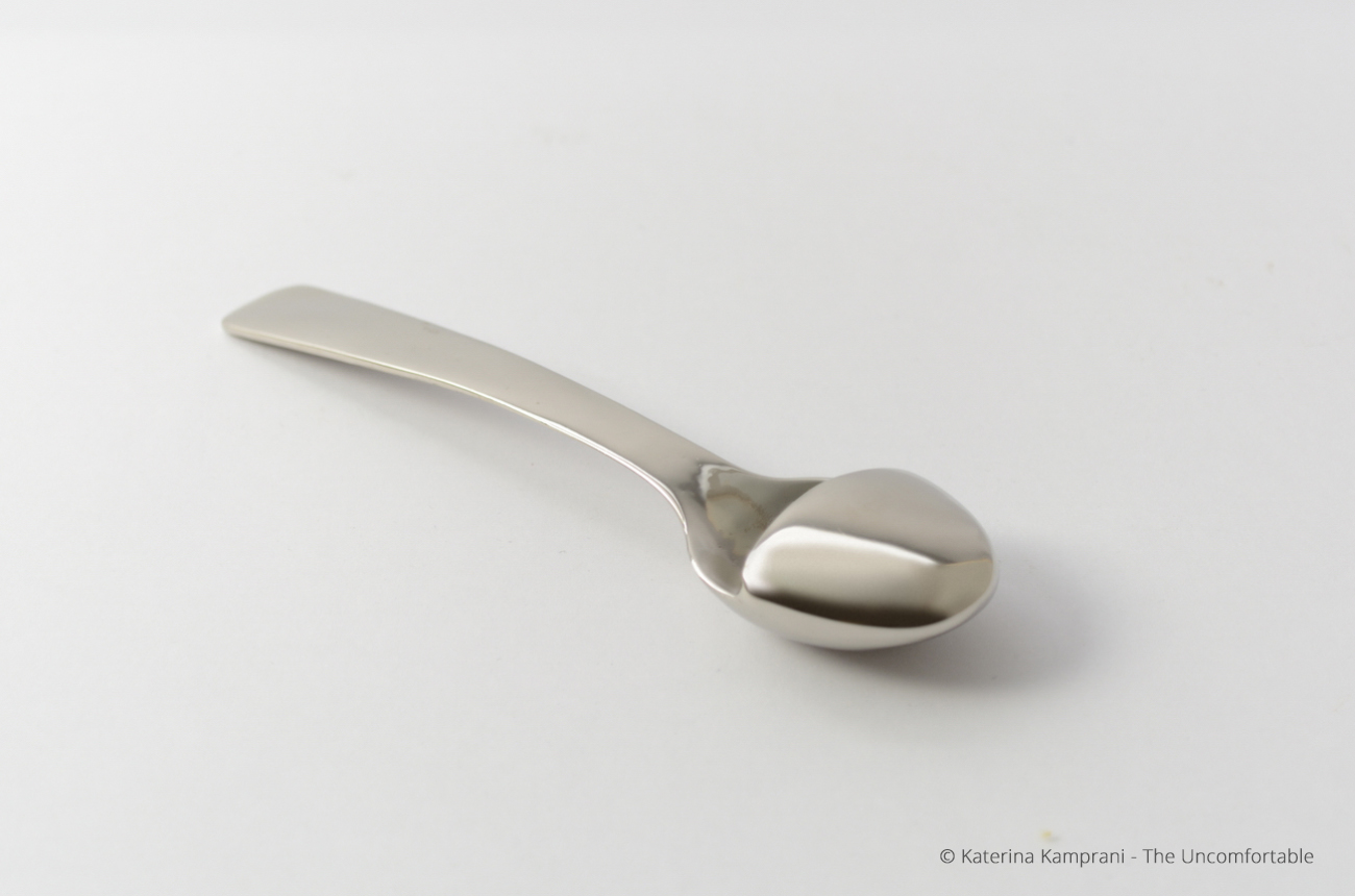 Product display，inconvenient，uncomfortable，Wrong design，uncomfortable，