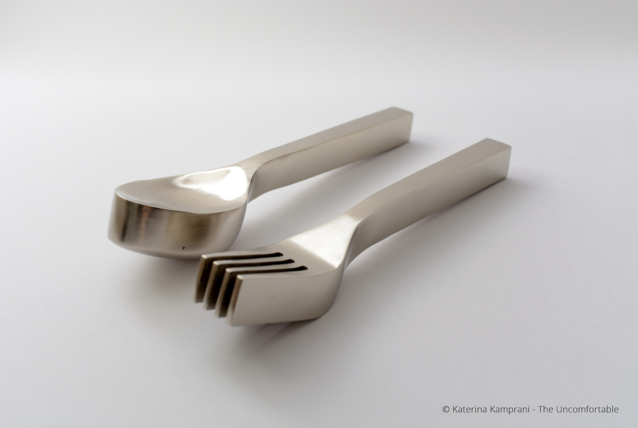 Product display，inconvenient，uncomfortable，Wrong design，uncomfortable，