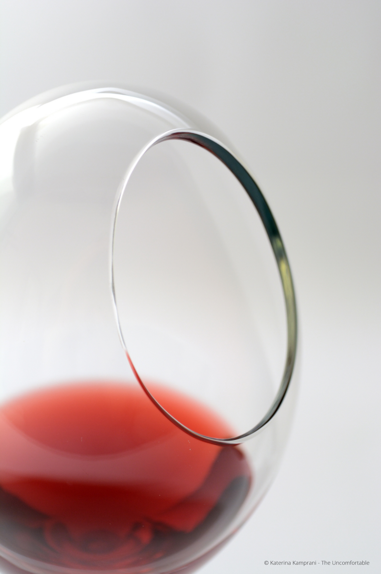 Product display，inconvenient，uncomfortable，Wrong design，uncomfortable，