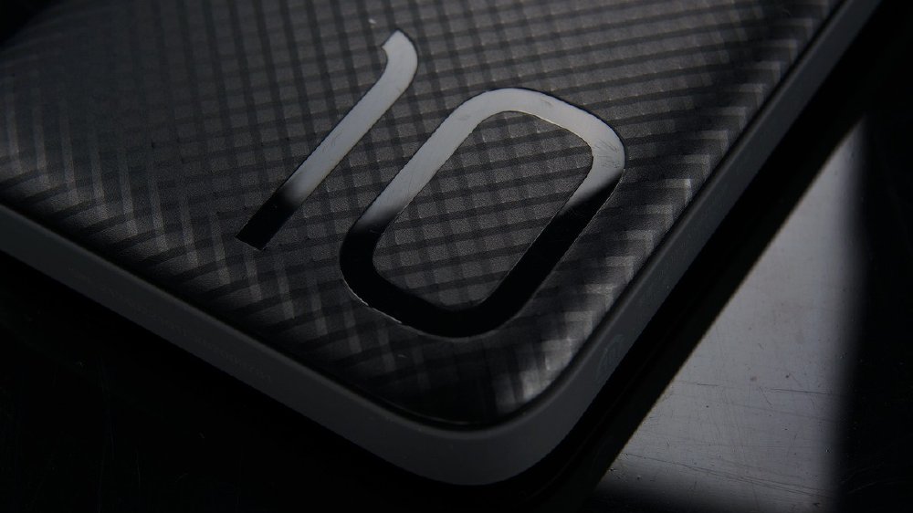 2017 red dot award，portable battery，Huawei，Honor AP08AP08，