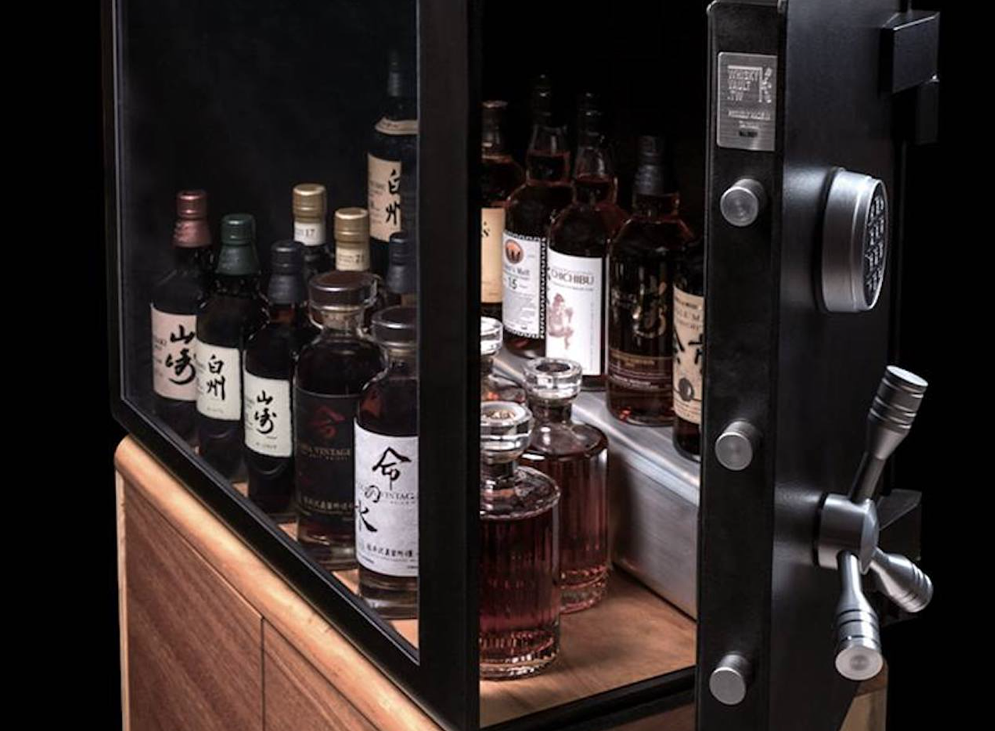 wine cabinet，Safe，Whisky，password，