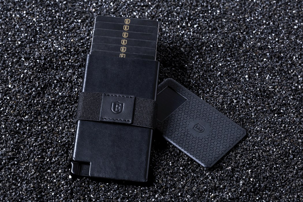 product design，Smart Wallet，thin，