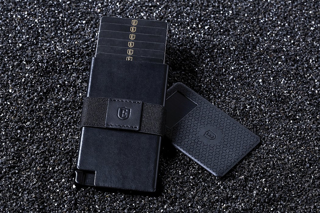 product design，Smart Wallet，thin，
