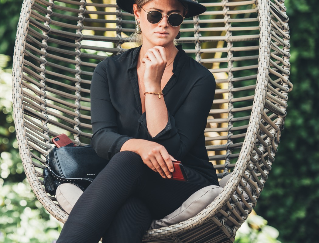 product design，Smart Wallet，thin，