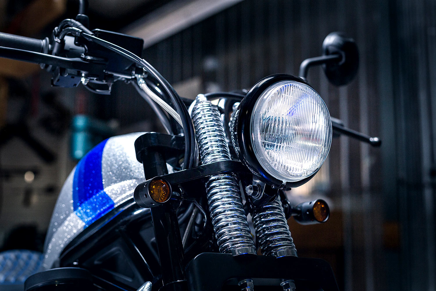 performance，accelerate，Material Science，Flash，vehicle，Motorcycle，