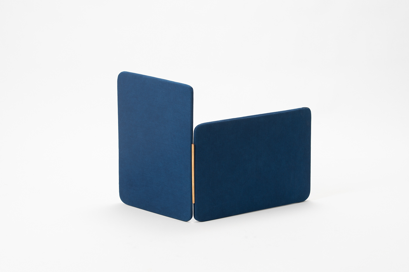 Blue dyeing process，Blue dye，Reception，desktop，blue，to work in an office，Stationery，BKID co，