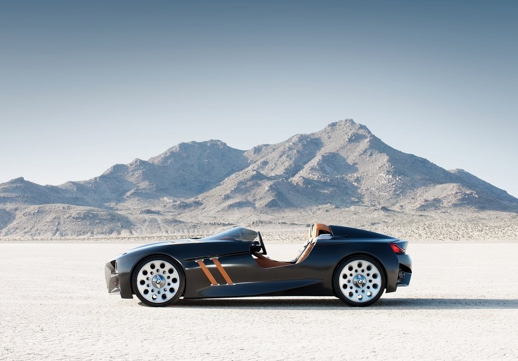 Sharp shape，Excellent performance，Fully automatic design，industrial design，Concept Car，