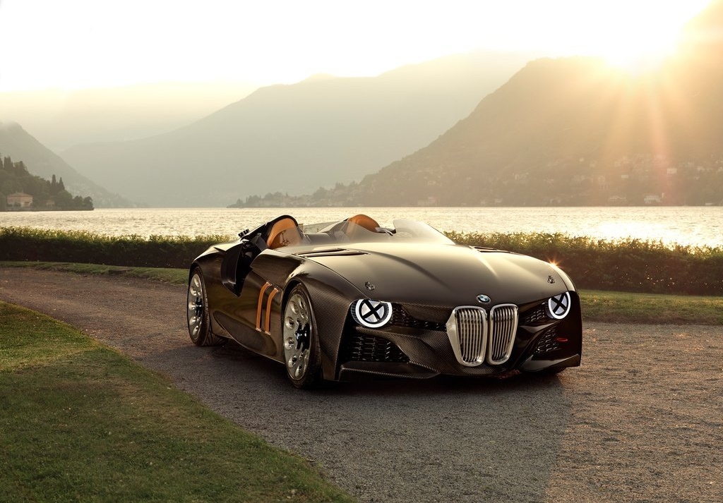 Sharp shape，Excellent performance，Fully automatic design，industrial design，Concept Car，