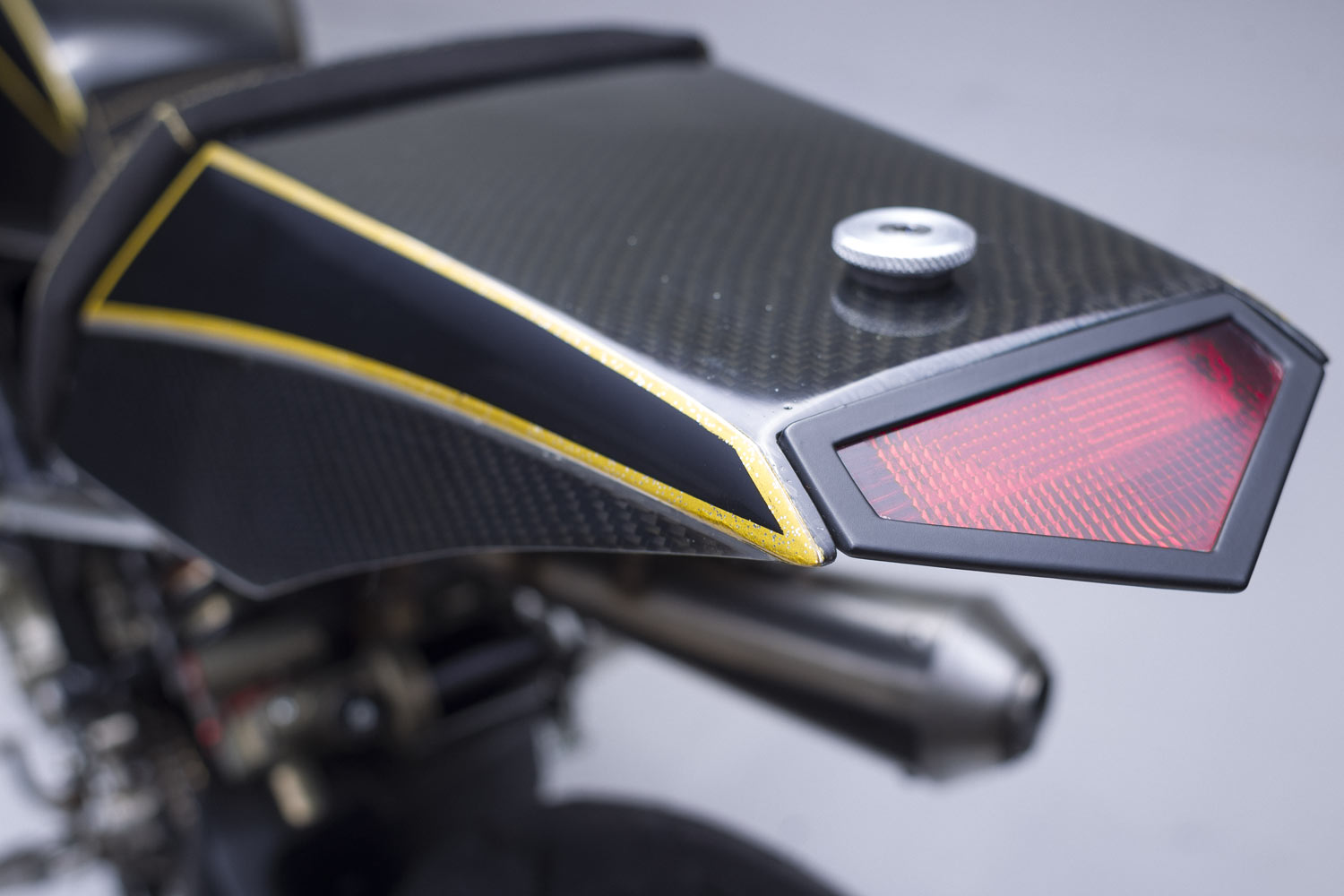 Muscular sensation，Out of the street，Pull wind，motorcycle，