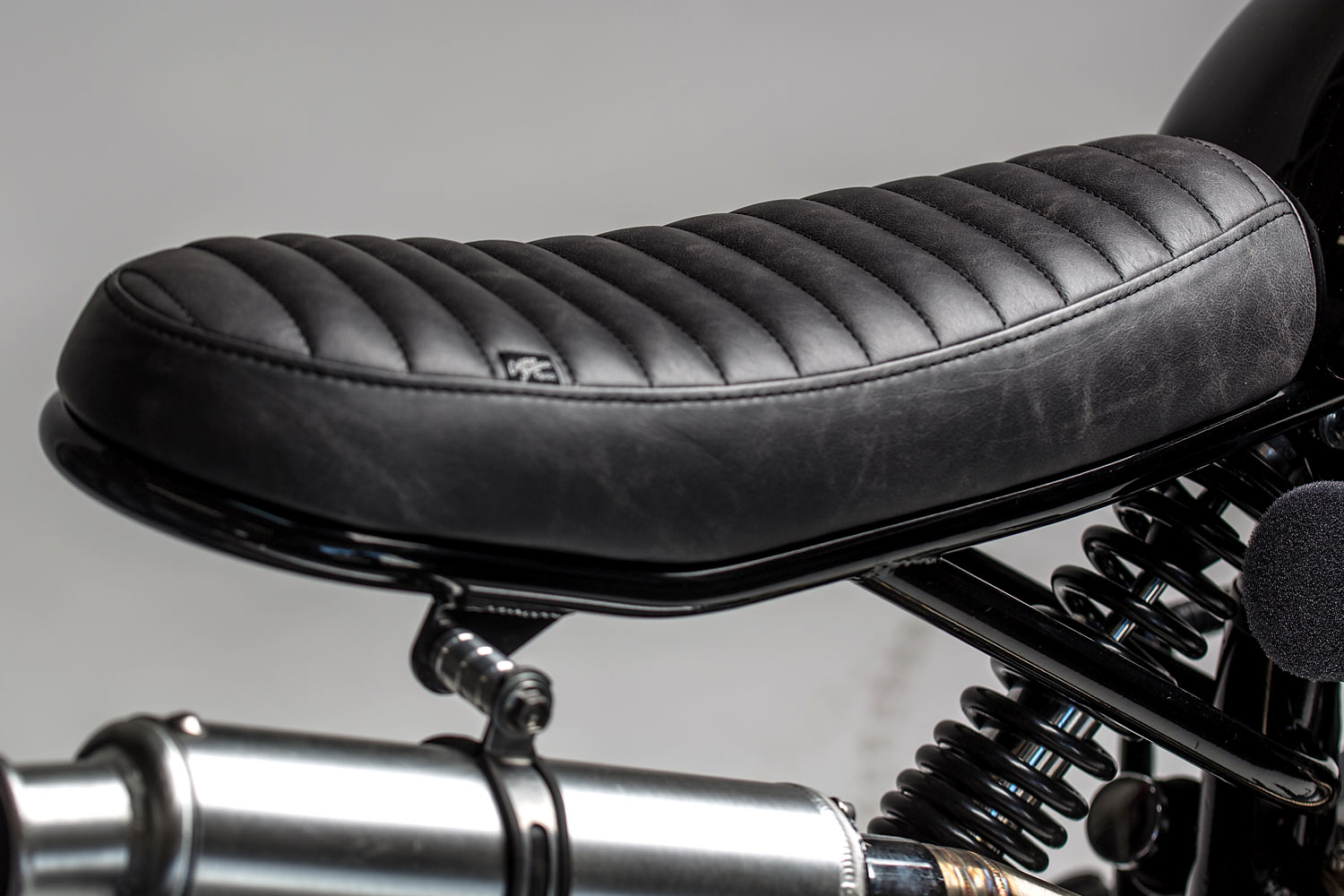 motorcycle，Minimalist，locomotive，Minimalism，