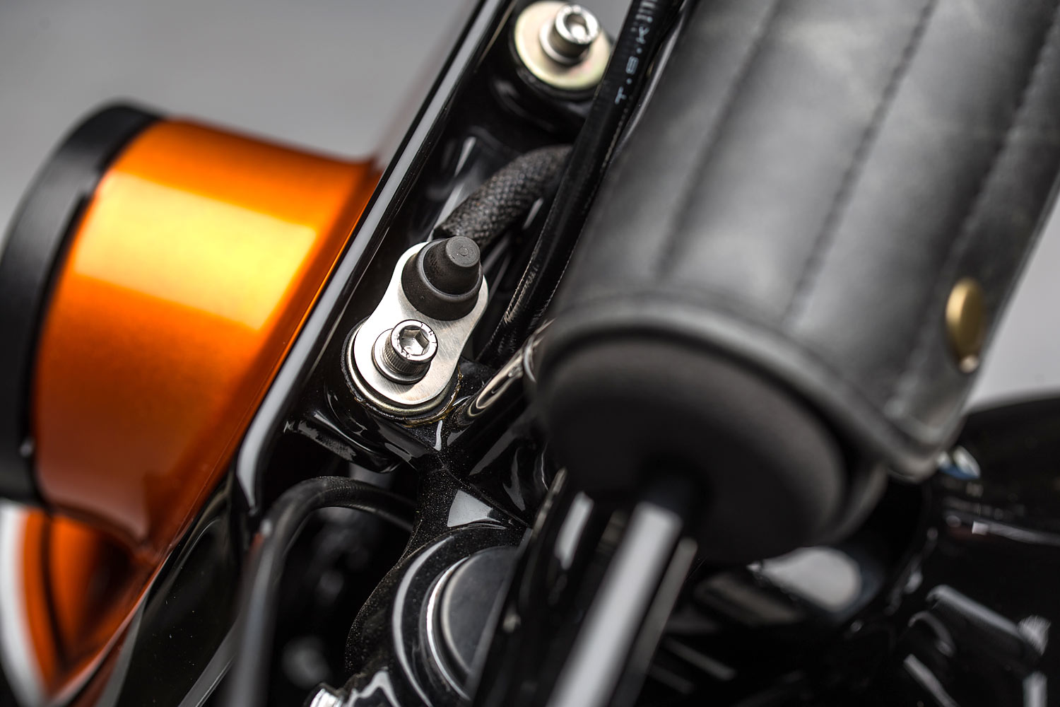 motorcycle，Minimalist，locomotive，Minimalism，