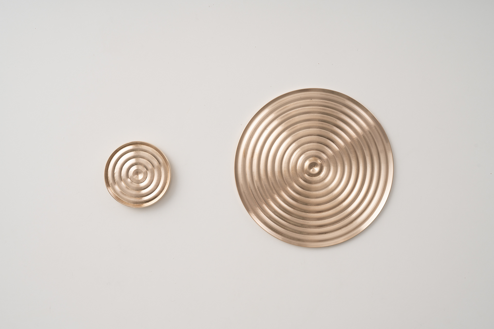 handicraft，tableware，Metal，golden，ripple，