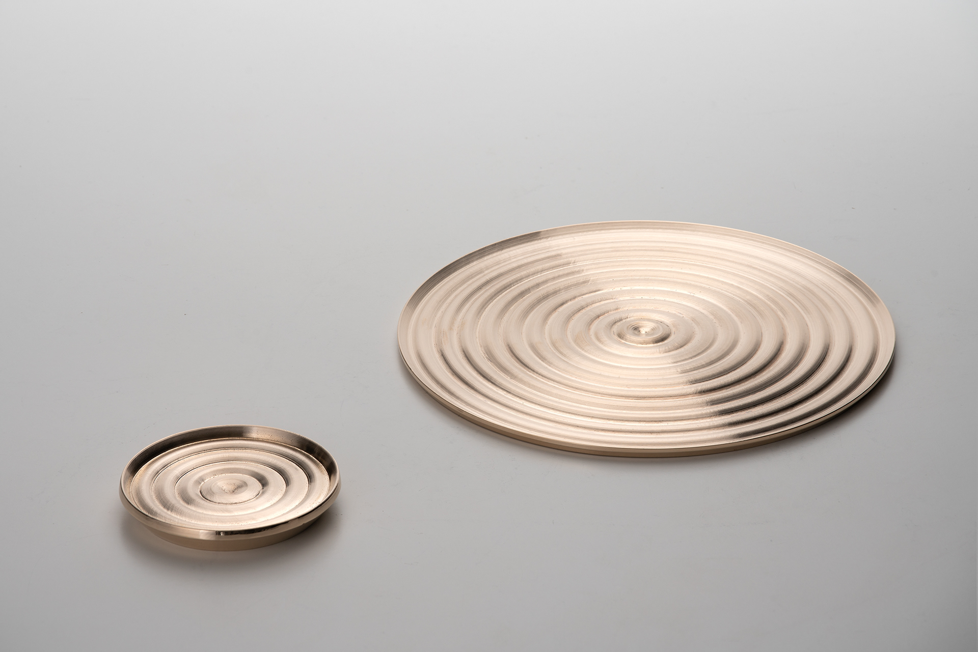 handicraft，tableware，Metal，golden，ripple，