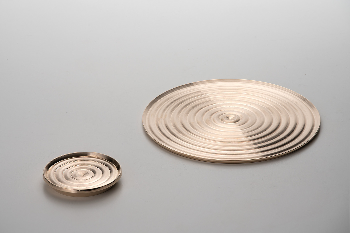 handicraft，tableware，Metal，golden，ripple，