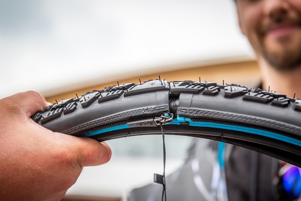 product design，black，Zipper tire，