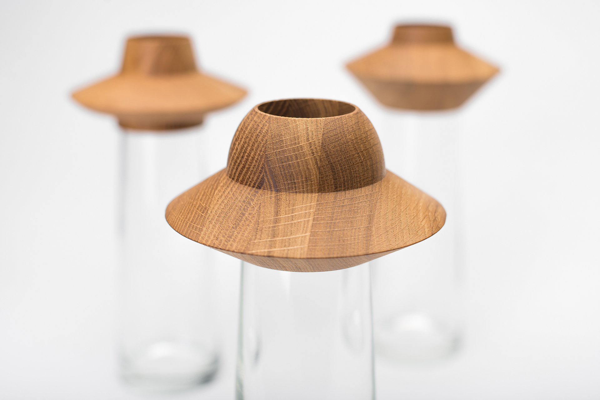 woodiness，Lotus，Glass，Ufological，Vase design，ufo，Flying saucer，Ufologicalvase，