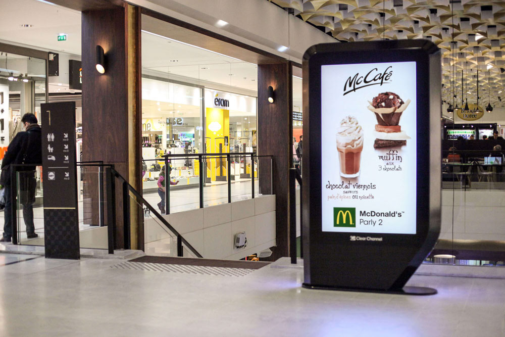 Billboard，Digital advertising furniture，Digital billboard，Advertising furniture，advertisement，