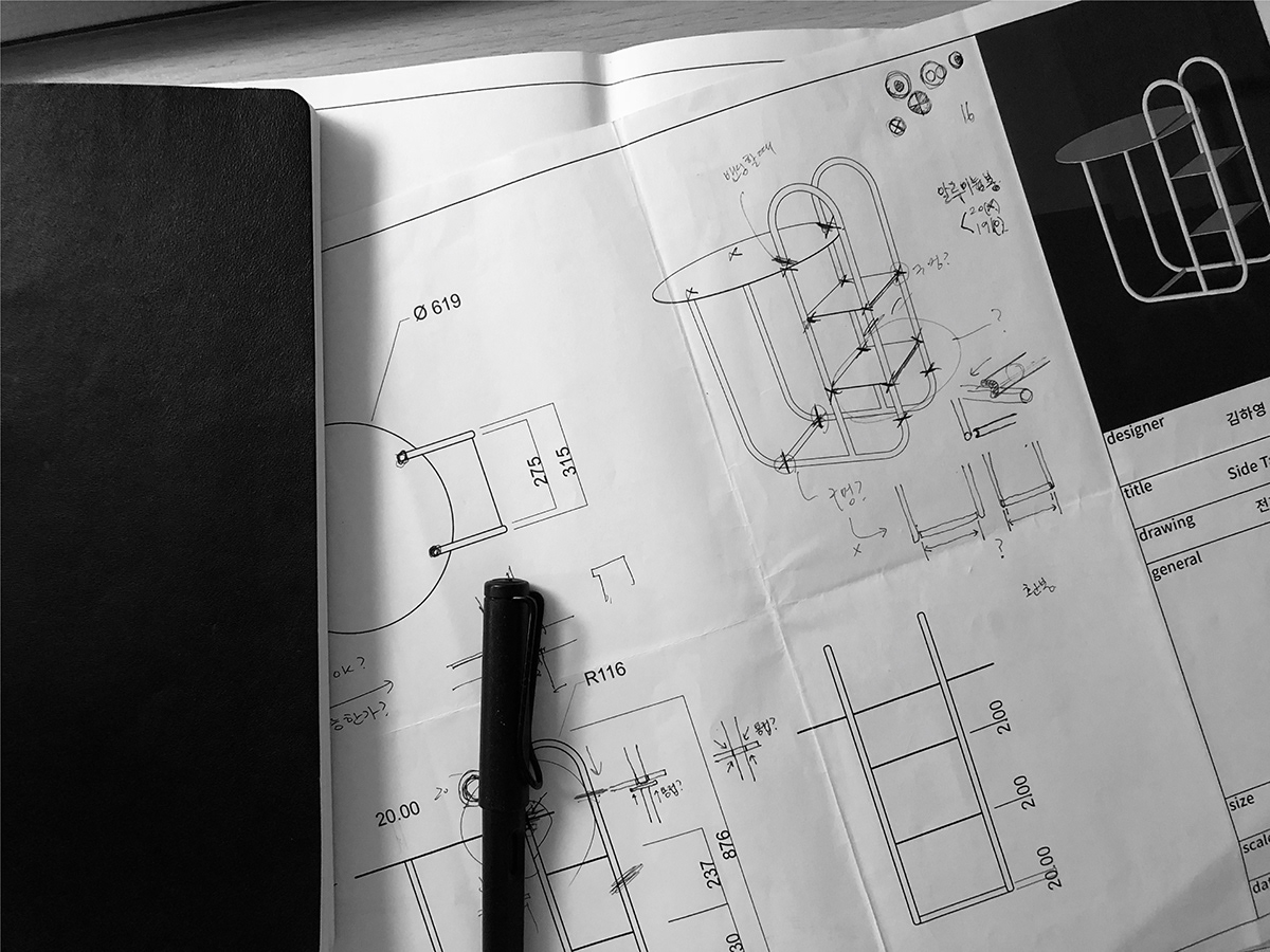 Side table，concise，balance，convenient，Side table，Table，