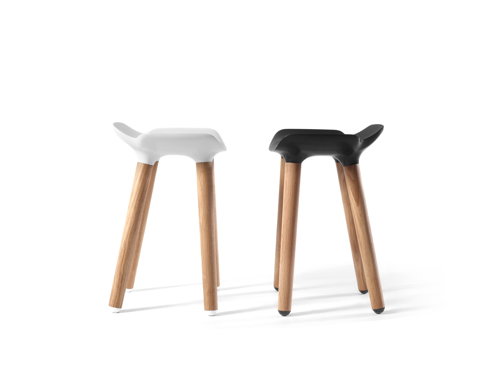 stool，polypropylene，Wooden leg，industrial design，product design，