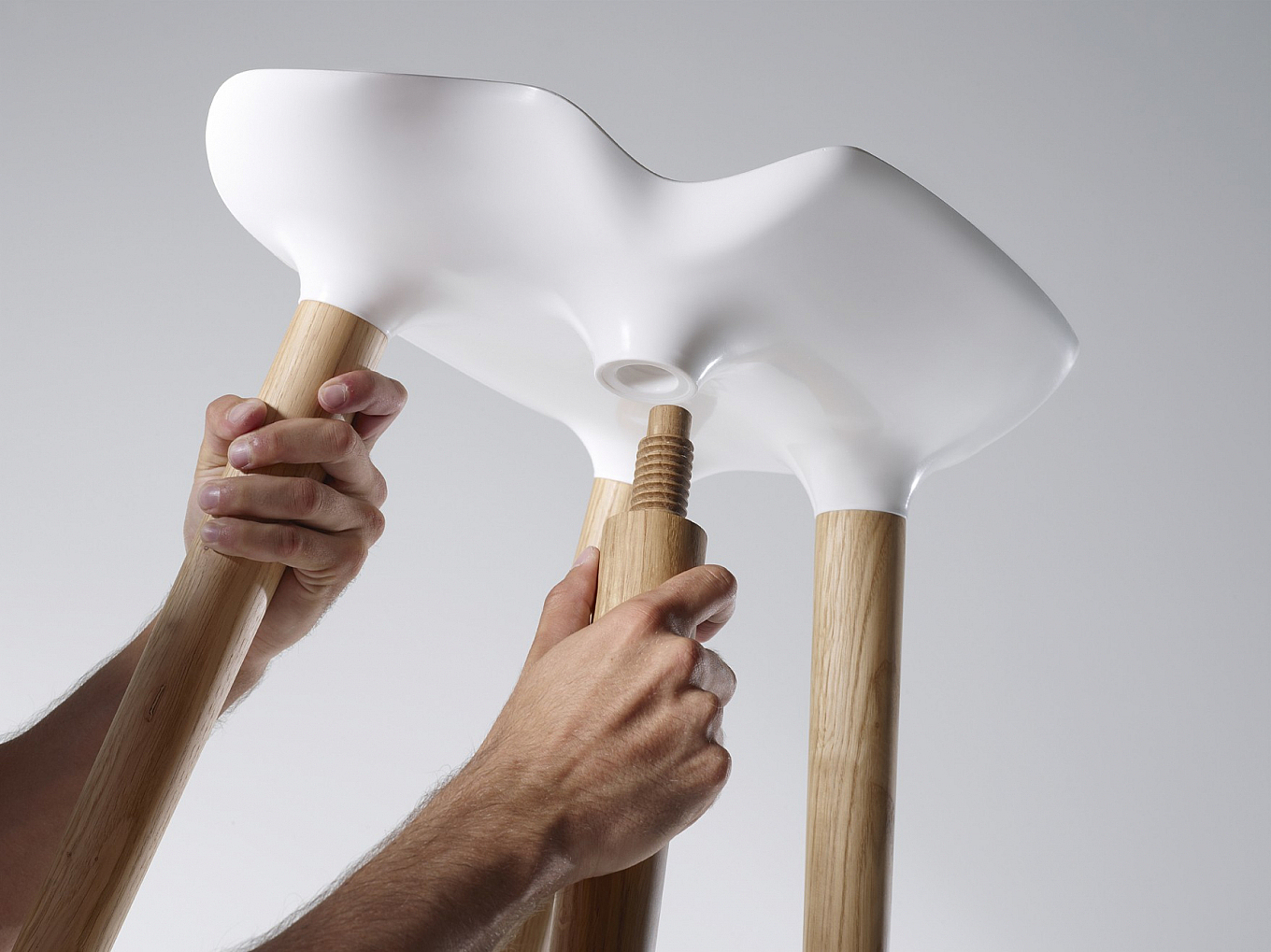 stool，polypropylene，Wooden leg，industrial design，product design，