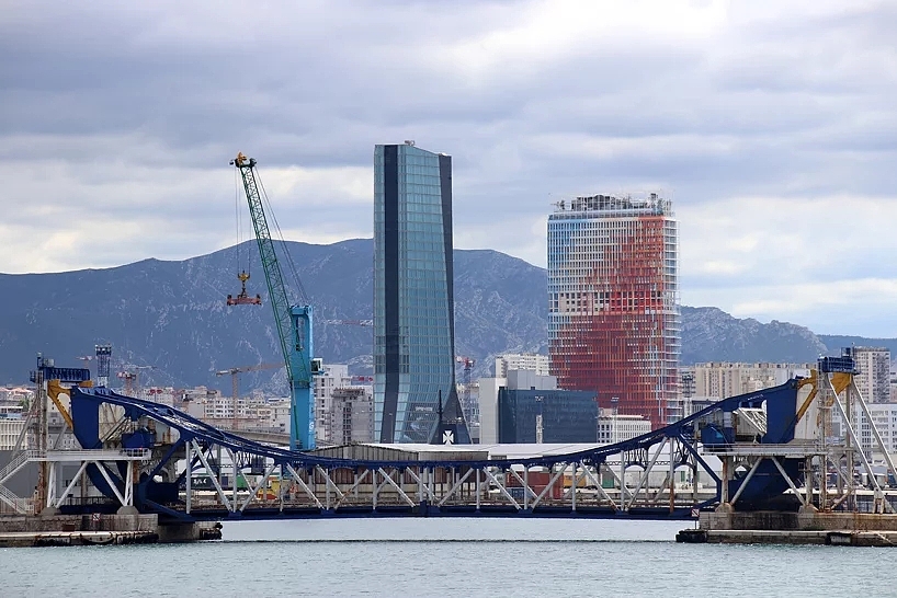 industrial design，jean nouvel ，Architectural design，La Marseillaise，