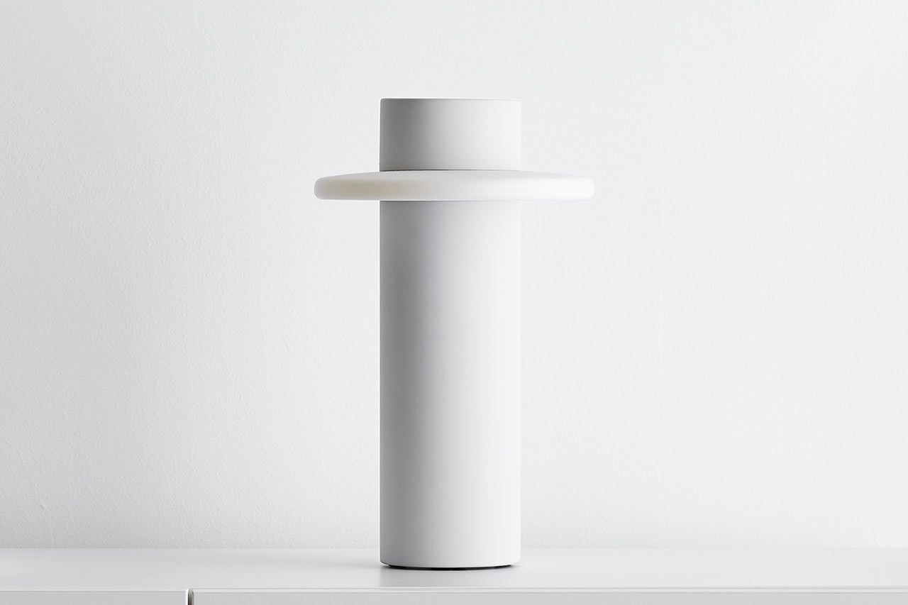 Sweet lamp，lighting，Desk lamp，originality，Retro，modern，